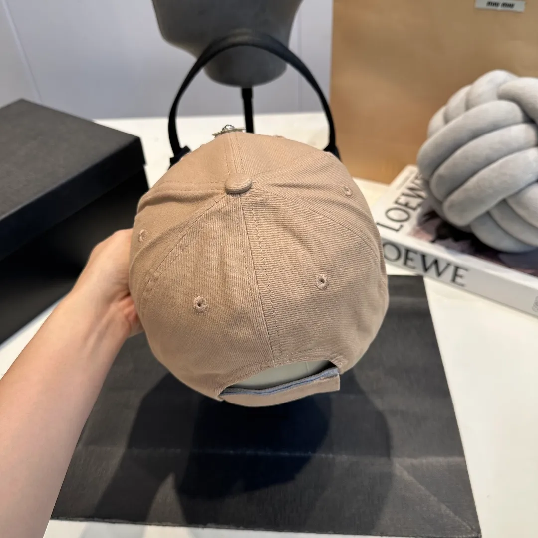 P50 Croxin's new high-quality baseball cap, high-end customized version! The same style as the internet celebrity fashion blogger! Wall crack recommended! Great quality! Head circumference 57cm